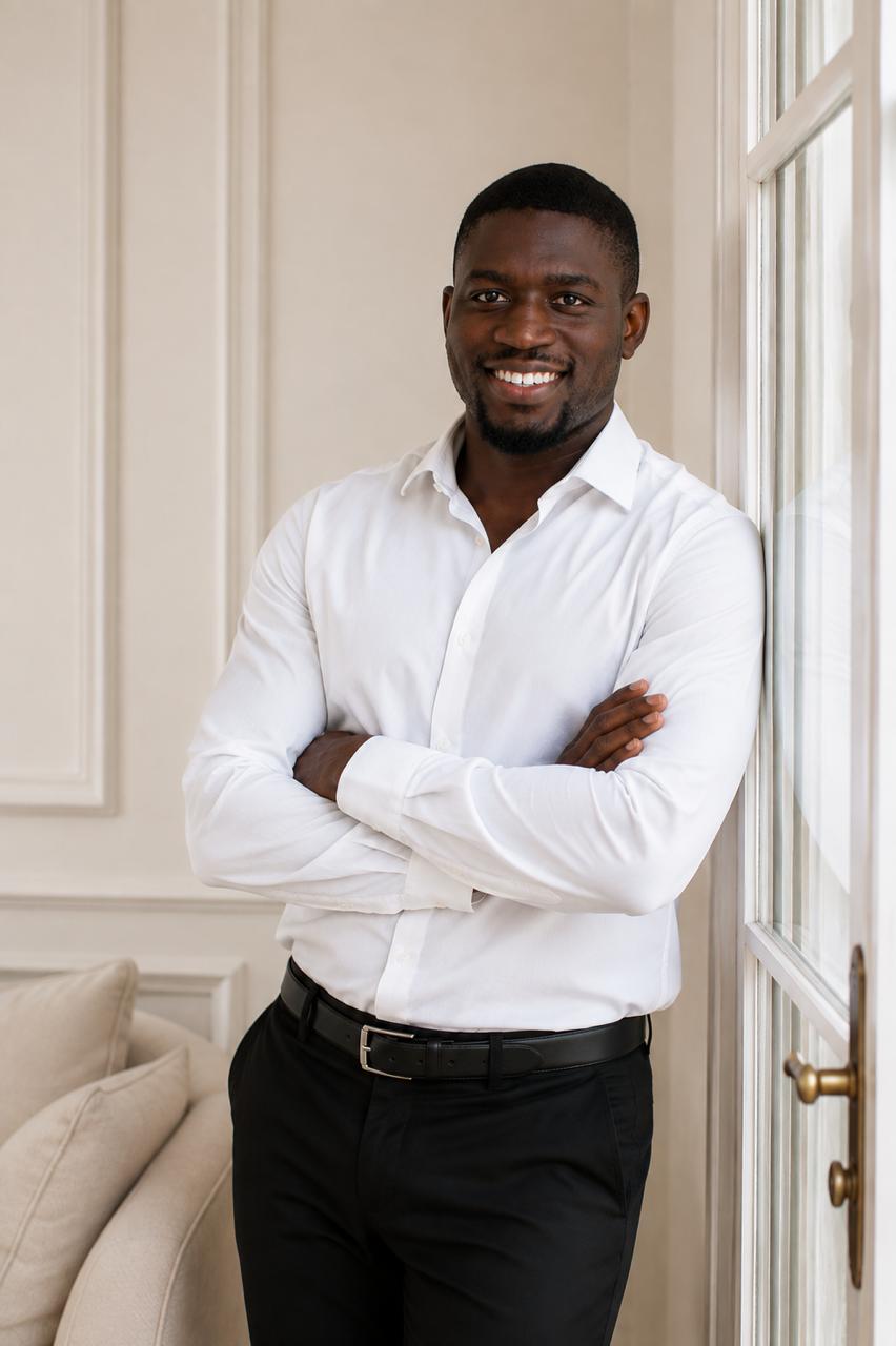 William Elimbi, professeur d'échecs